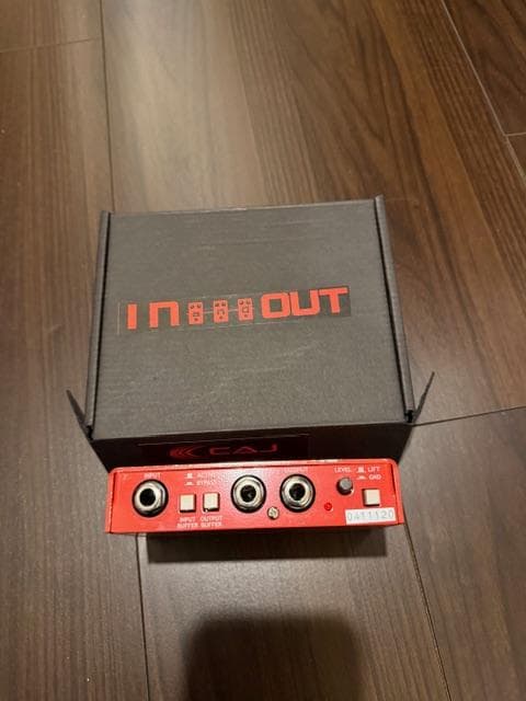 CAJ IN and OUT (ジャンクションボックス)