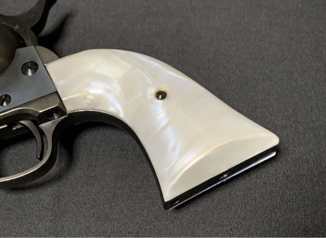 マルシン SAA ホワイトパール調グリップ 新品　 シングルアクションアーミー用
