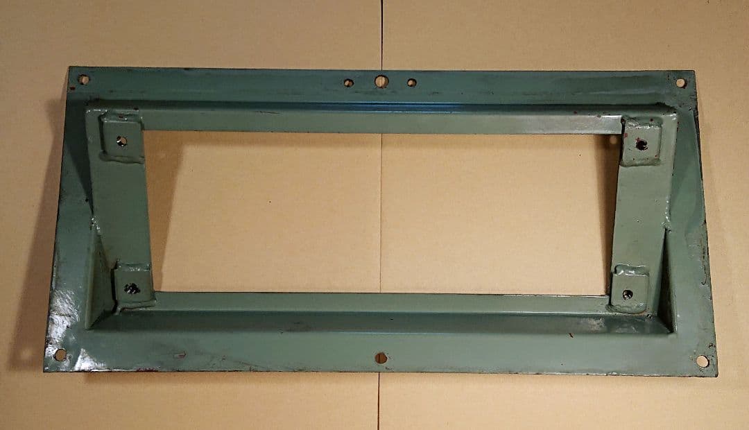 乗務員間連絡装置の台座 ステー 185系用？ 鉄道部品 鉄道古物 国鉄 JR