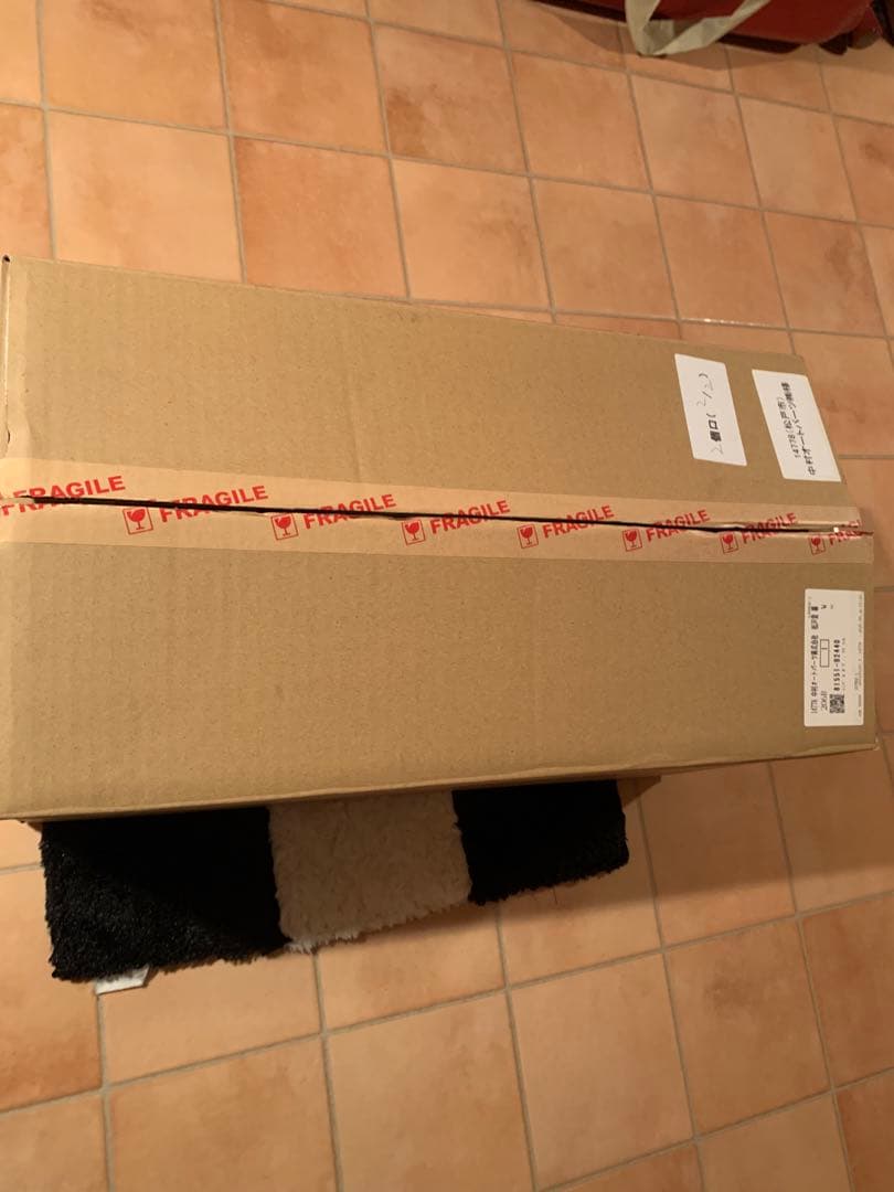 タント　右テールランプ