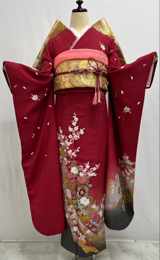 振り袖　フルセット　長襦袢付　赤　成人式　 金彩加工　650