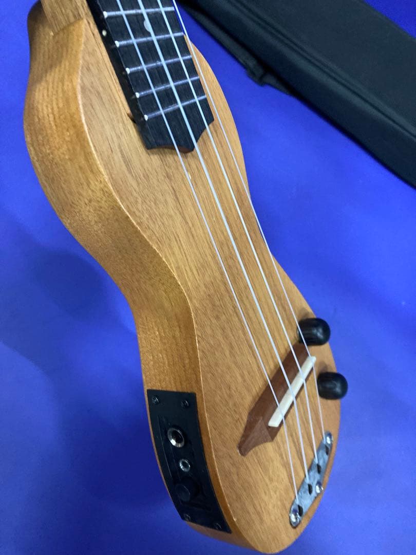 エレウケ eleuke サイレントウクレレ