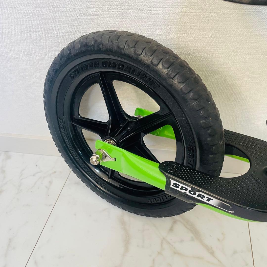 美品　良品　STRIDER ストライダー　スポーツ グリーン