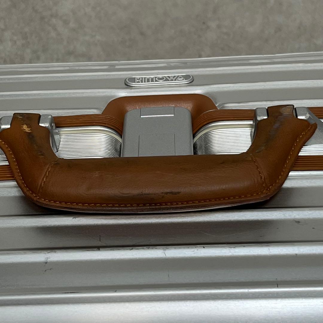 リモワ RIMOWA 747-8 限定モデル 64L4輪 トパーズ アルミニウム