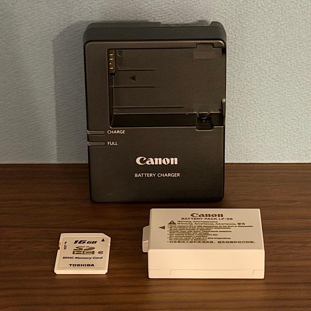 Canon EOS Kiss X5 本体 BODY マニュアル本SDカード付