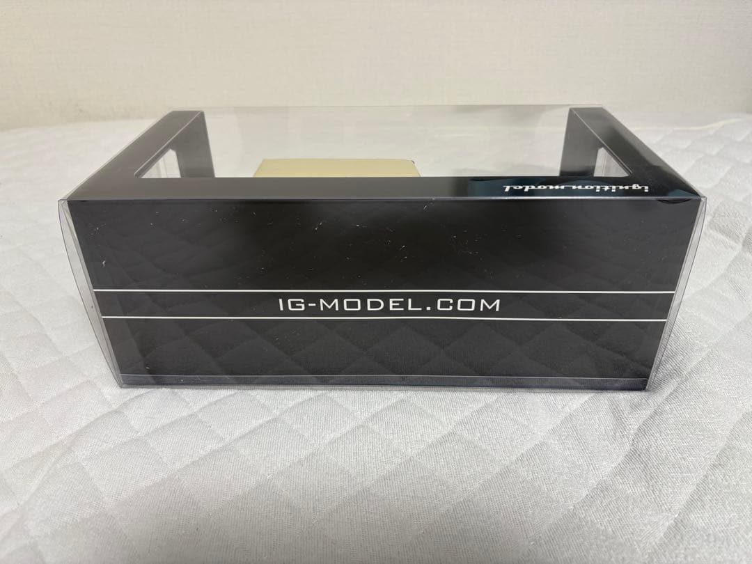 ignition.model Jimny Sierra アイボリー　　1/18