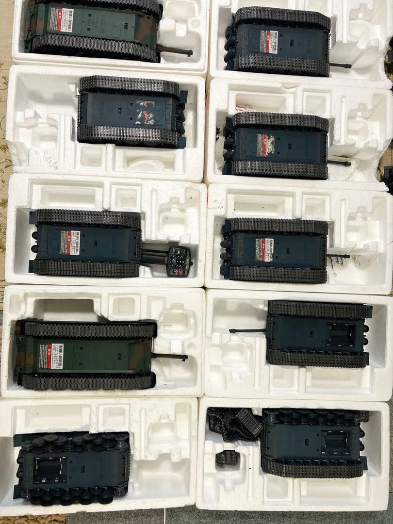 [訳あり] 東京マルイ戦車19台セットまとめ売り