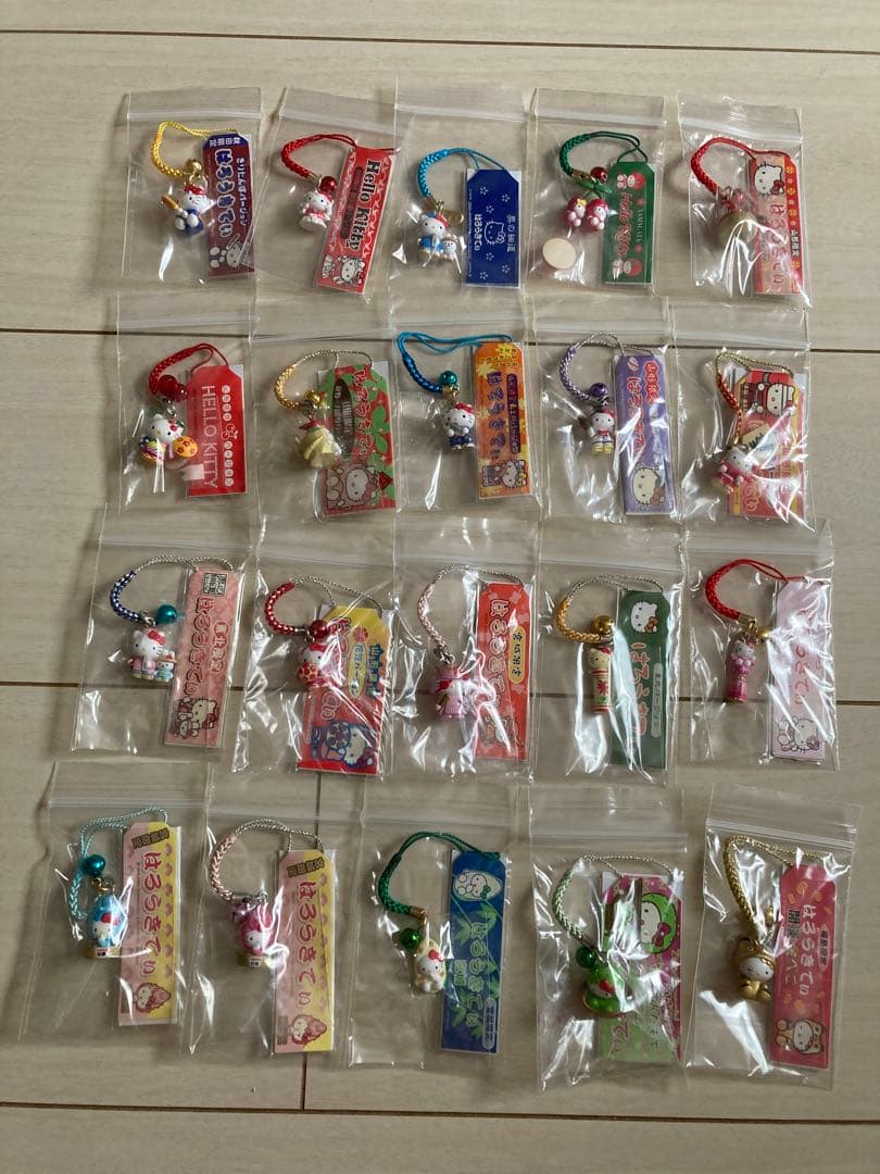 ご当地キティ 根付 まとめ売り①