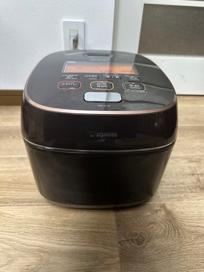 象印 圧力HI炊飯ジャー 極め炊き NW-JT18 2018年製