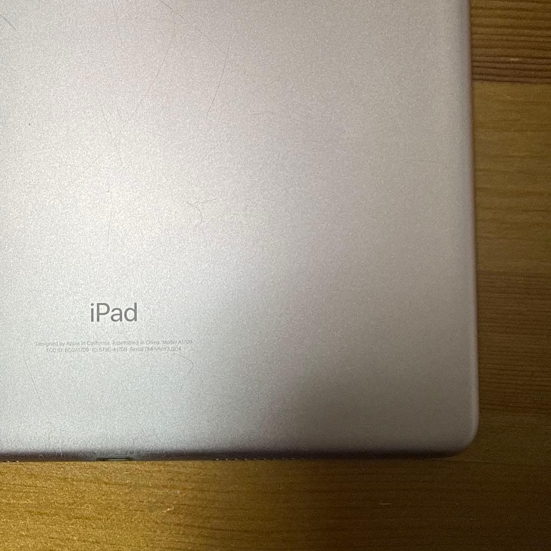 iPad Pro 10.5 64GB Wi-Fi + Cellular 箱付