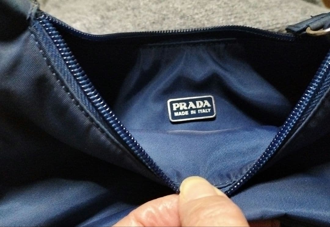 PRADA 　 ナイロン　ミニハンドバッグ