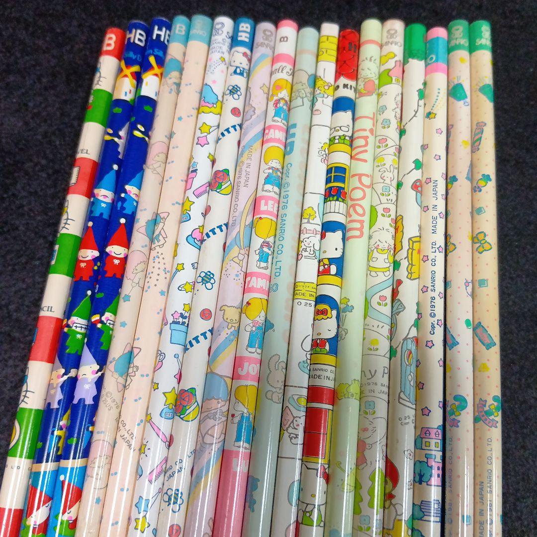 は*】様 ■ 昭和レトロ サンリオ 人気キャラクター柄鉛筆 18本セット 日本製