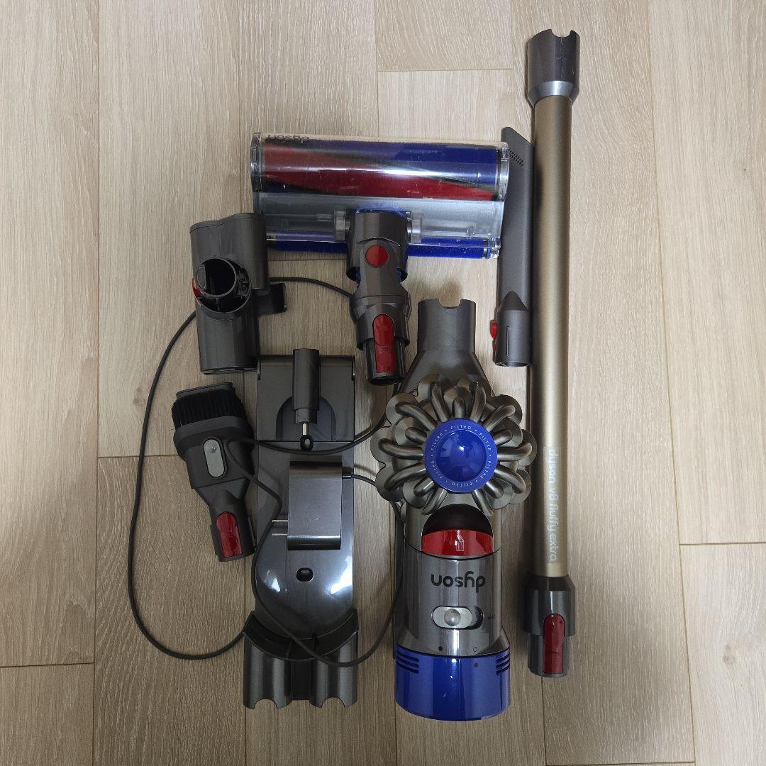 掃除機・クリーナー Dyson V8 fluffy extra