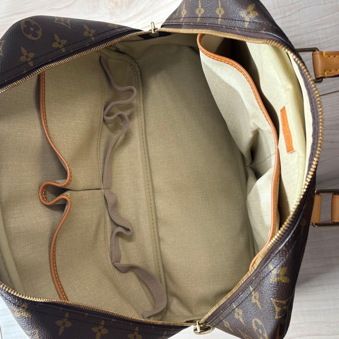 ルイ・ヴィトン　モノグラム ドーヴィル M47270 ハンドバッグ