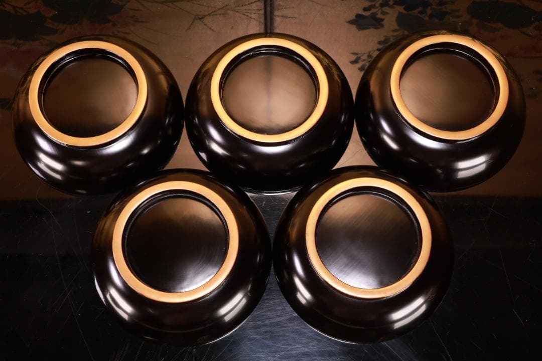 BJ017　輪島塗　布着堅地　盛岡庄五郎 作　縁金 草花金蒔絵椀　五客　木製