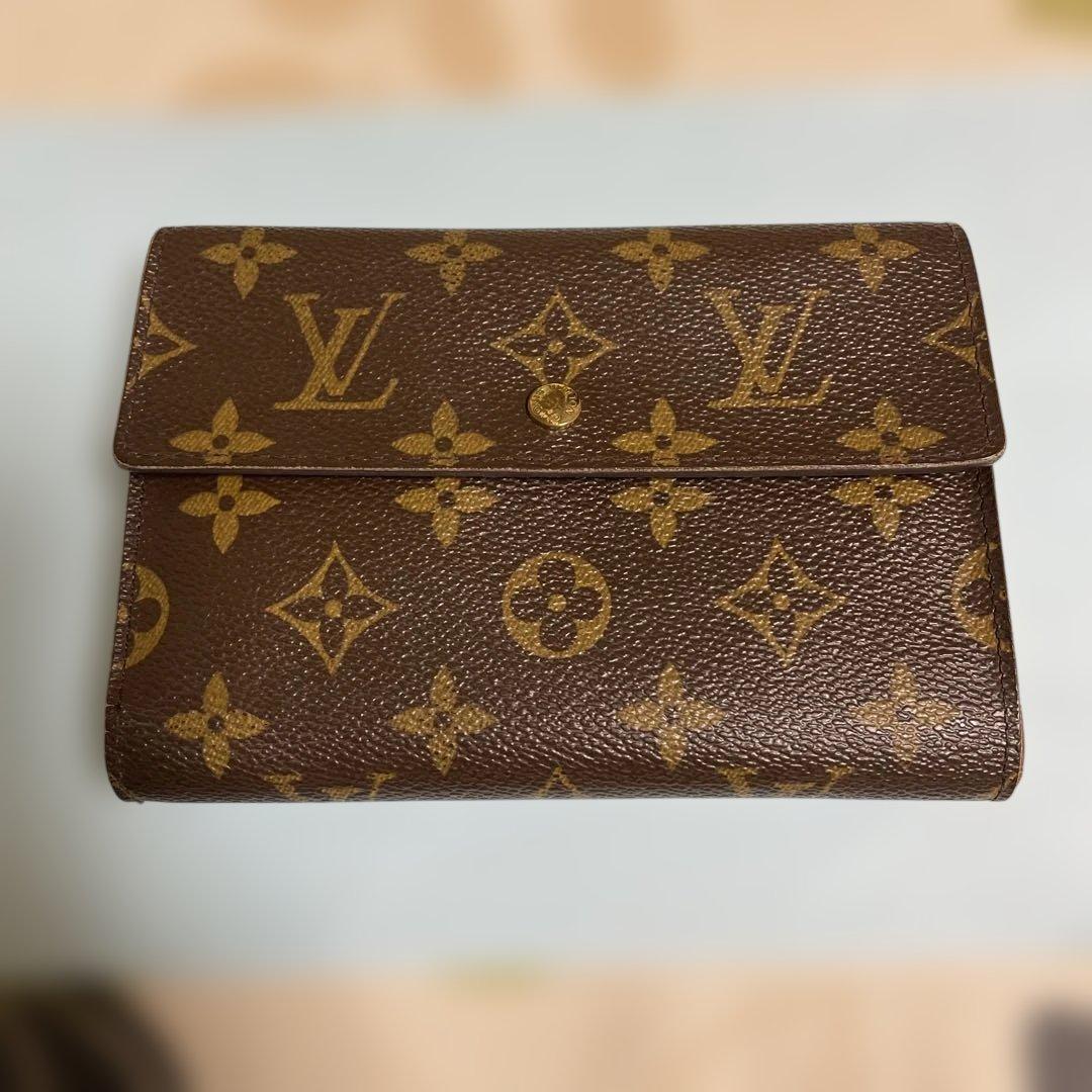 最値下げしましたLouis Vuitton モノグラム 三つ折り財布