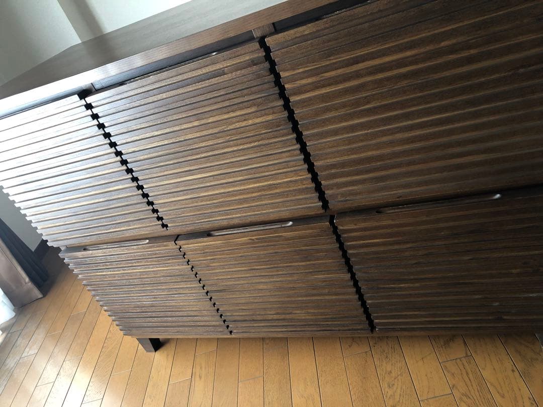 【美品・送料込み】キャビネット　サイドボード　リビングボード　木製