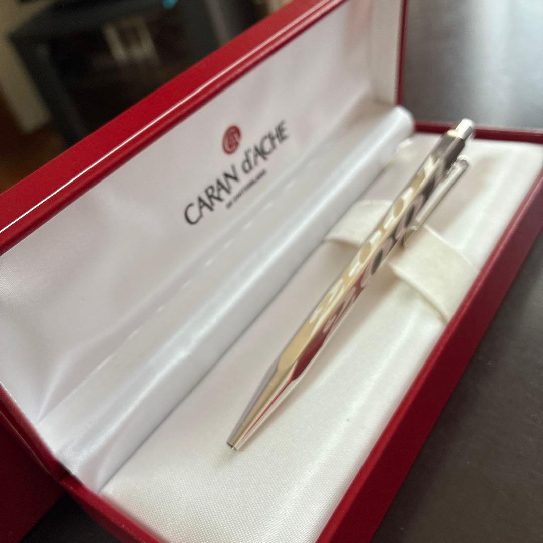 CARAN d'ACHE 2001 ボールペン 本体