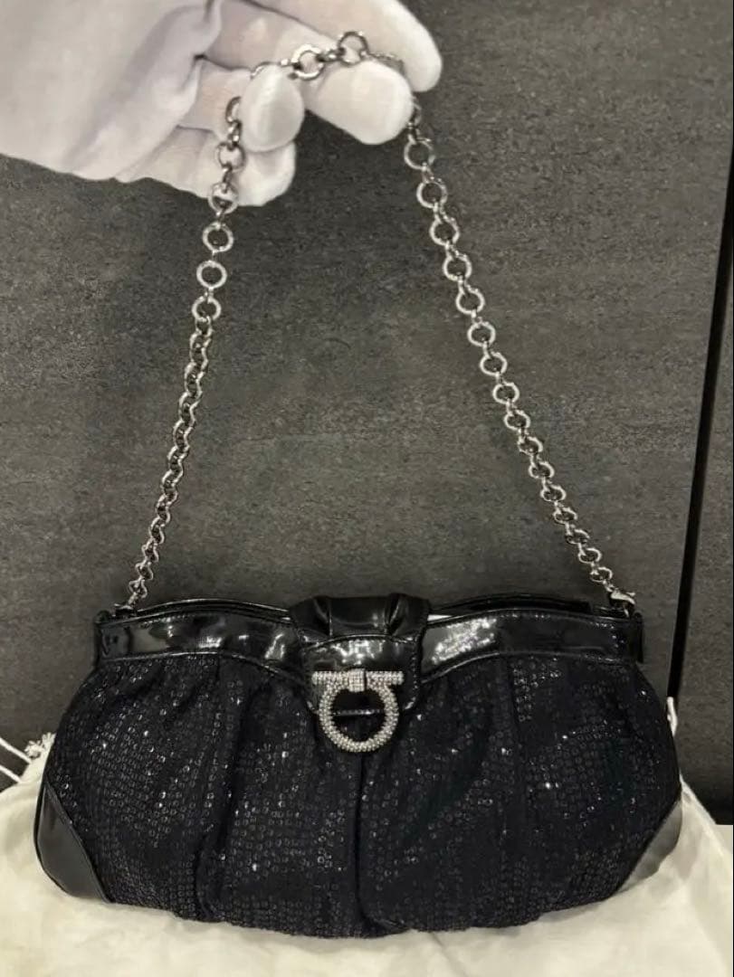 フェラガモ　ガンチーニ　ストーン　スパンコール　パーティーバッグ