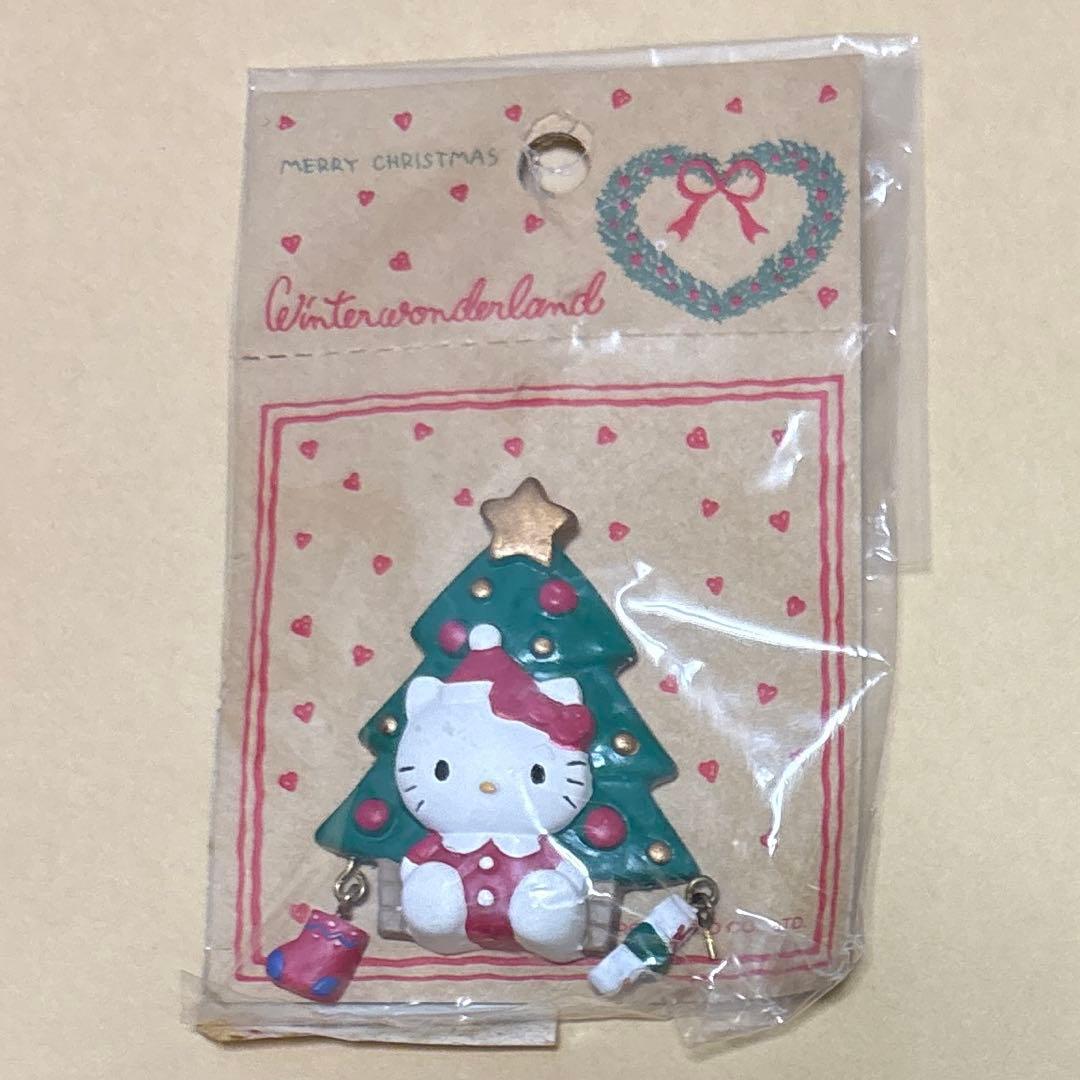 ハローキティ　キティ　クリスマス　バッジ　希少品　サンリオ