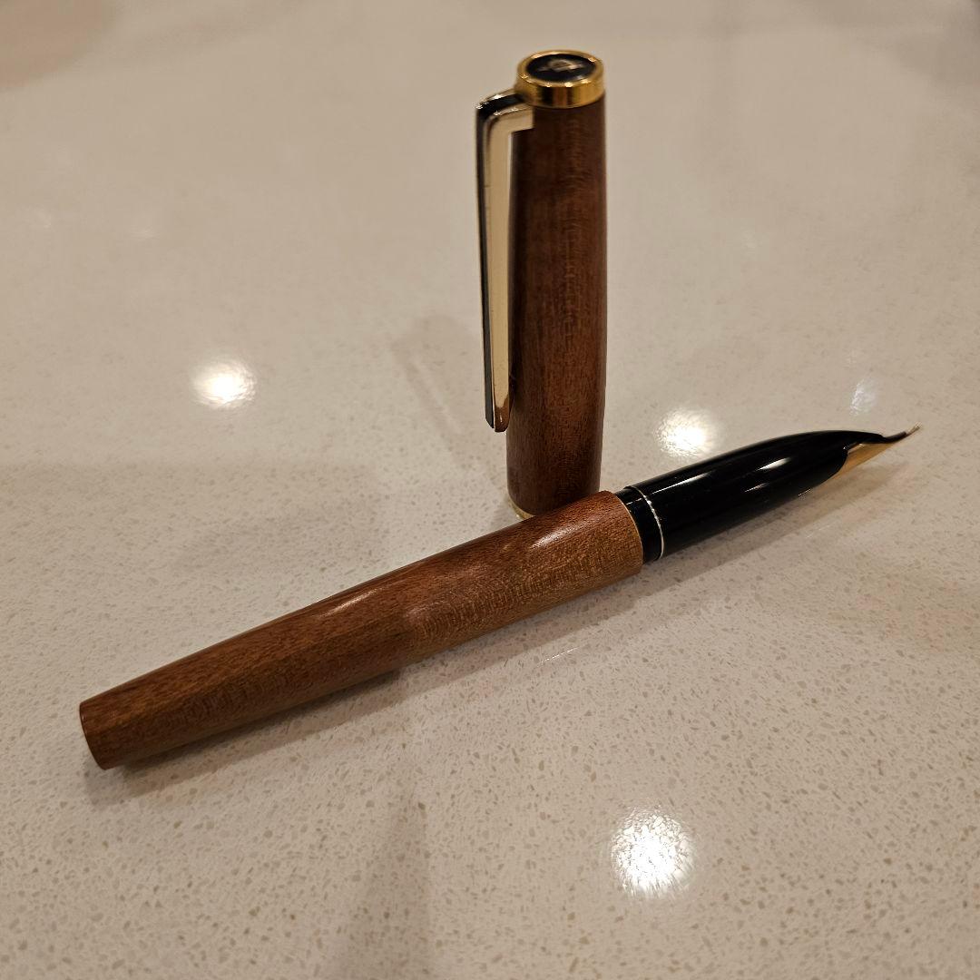 PILOT カスタム ヴィンテージ万年筆 18K 木製