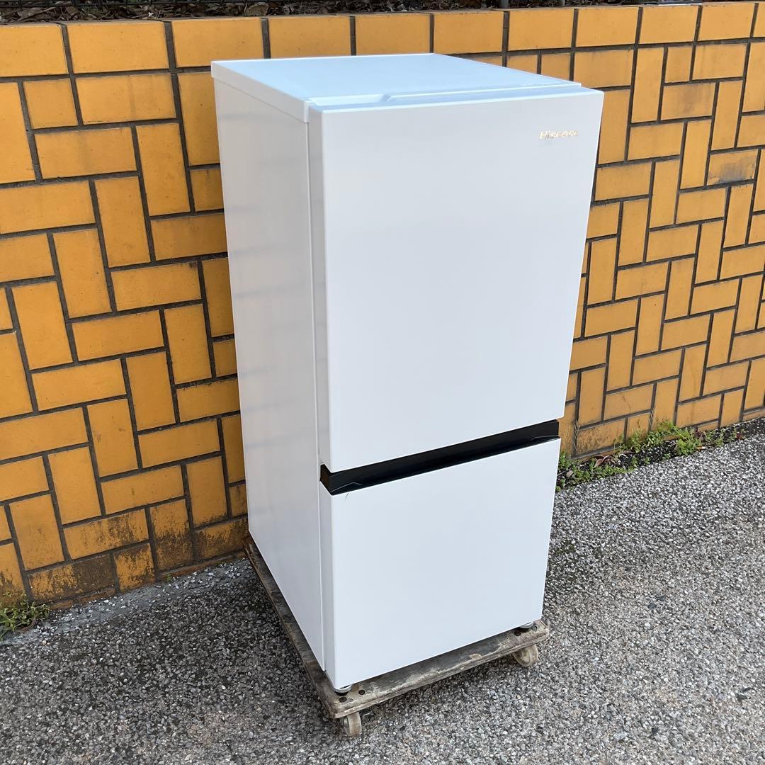 Hisense 冷凍冷蔵庫　HR-D13E2W 2023年製135L【引取限定】