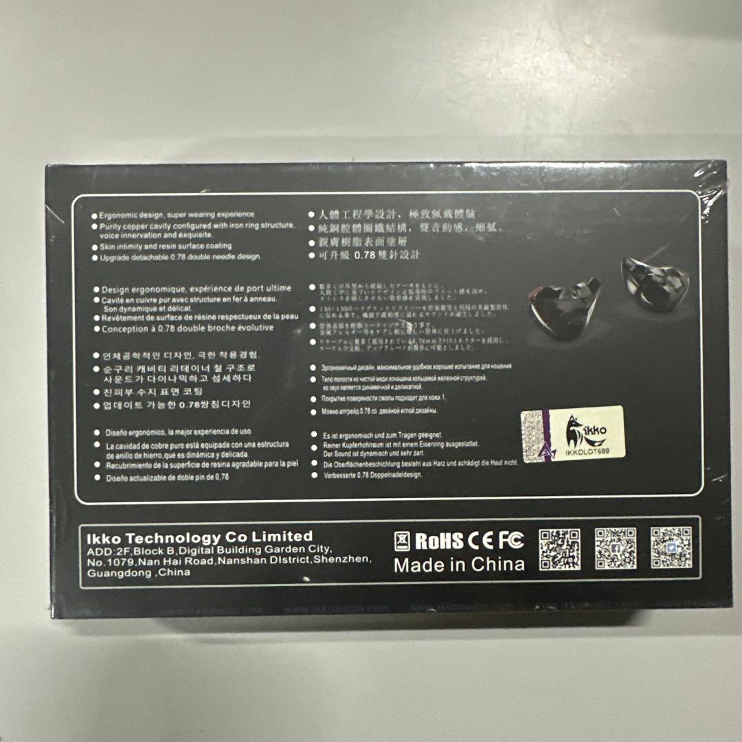 ikko OH10 Obsidian 有線イヤホン