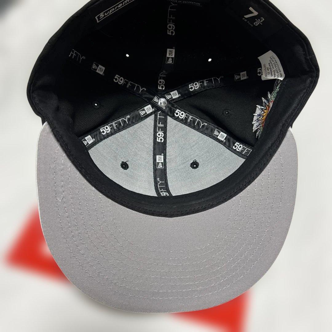 美Supreme キャップ59FIFTY 7 3/8完売58.7cmステッカー付