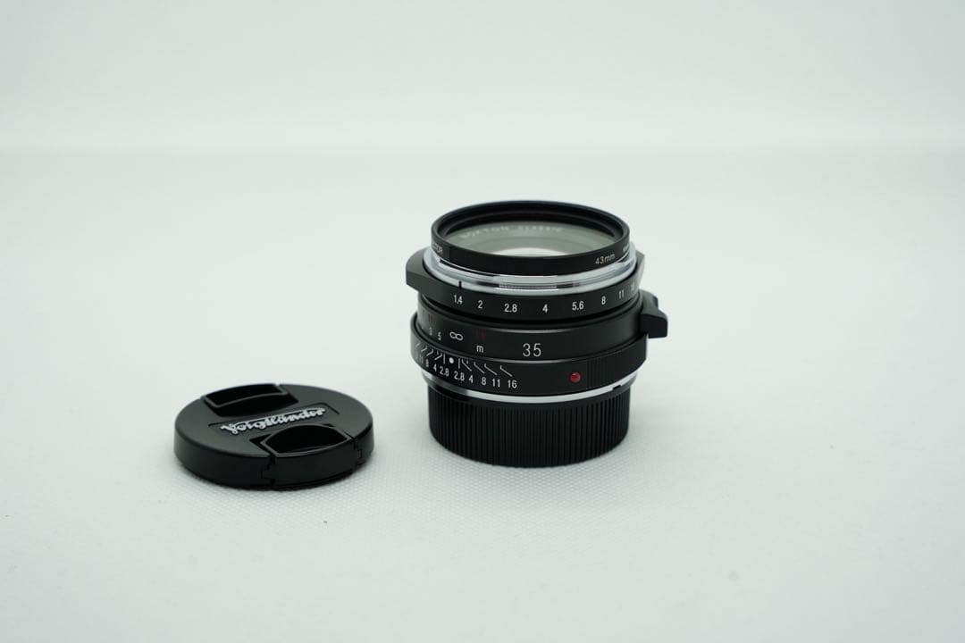 Voigtländer NOKTON classic 35mm f/1.4 SC
