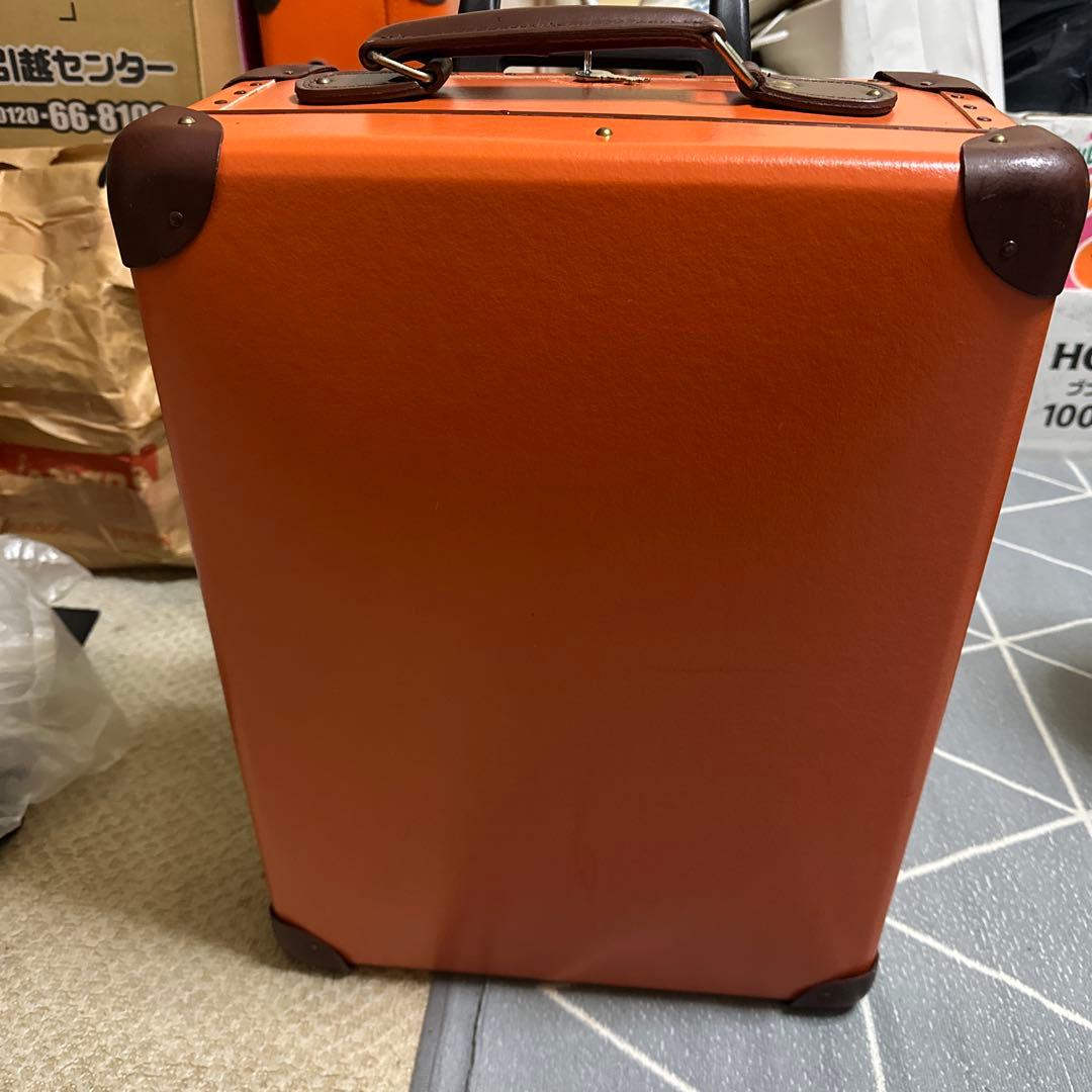 ゆうみさん専用グローブトロッターオレンジ キャリーケース
