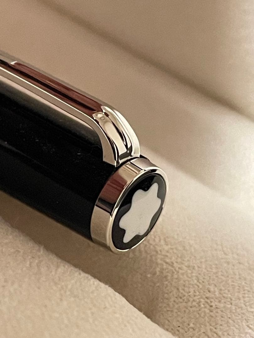 ◾️美品◾️モンブラン クルーズ ボールペン◾️ 化粧箱付属◾️筆記良好◾️プラチナ◾️
