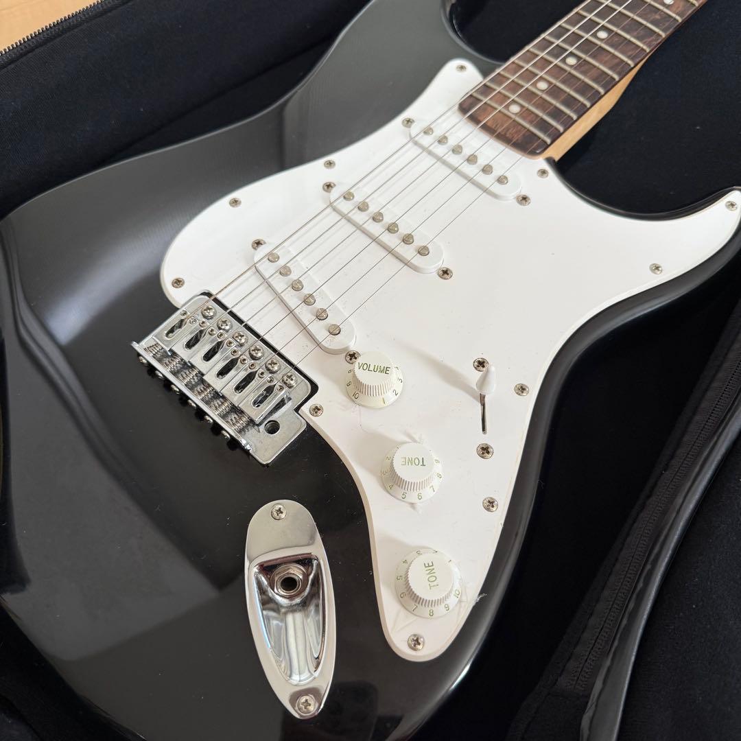 Squier スクワイア エレキギター ストラトキャスター ブラック