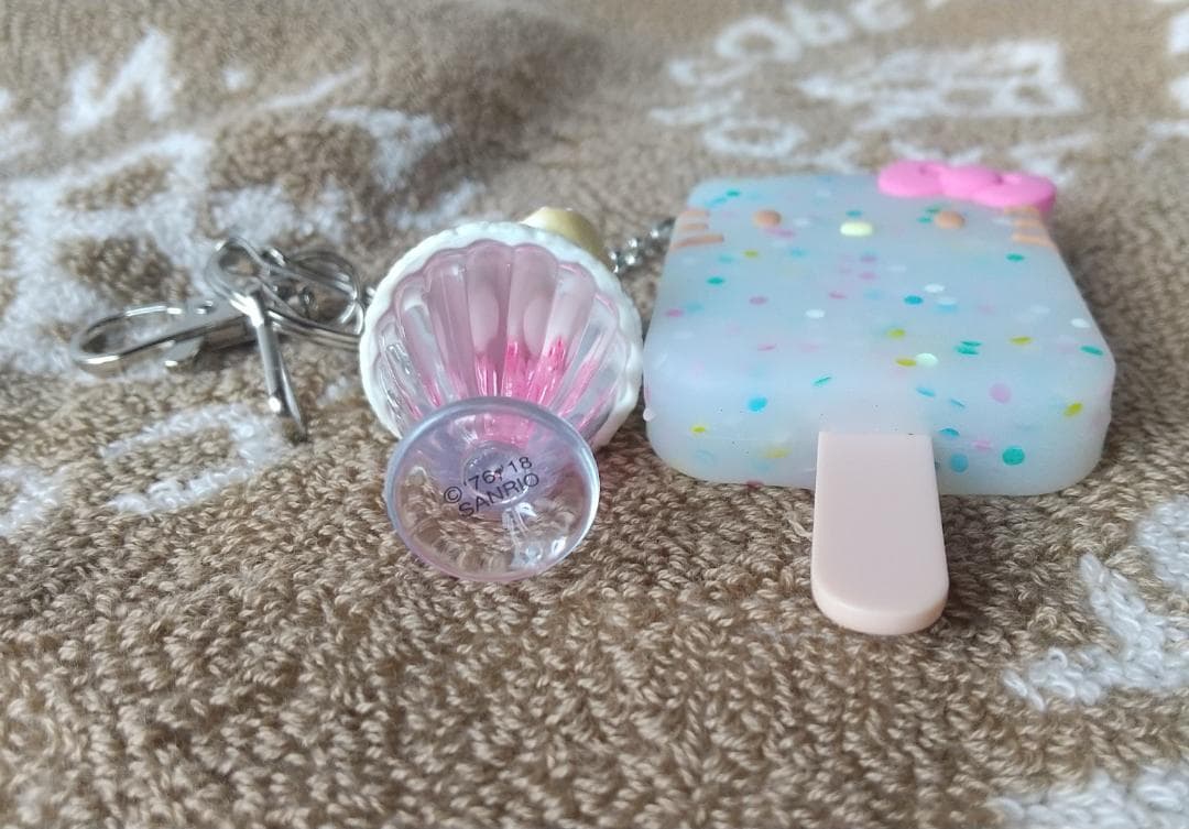 キティ　アイスキャンディー　パフェ　フロート　キーホルダー　マスコット
