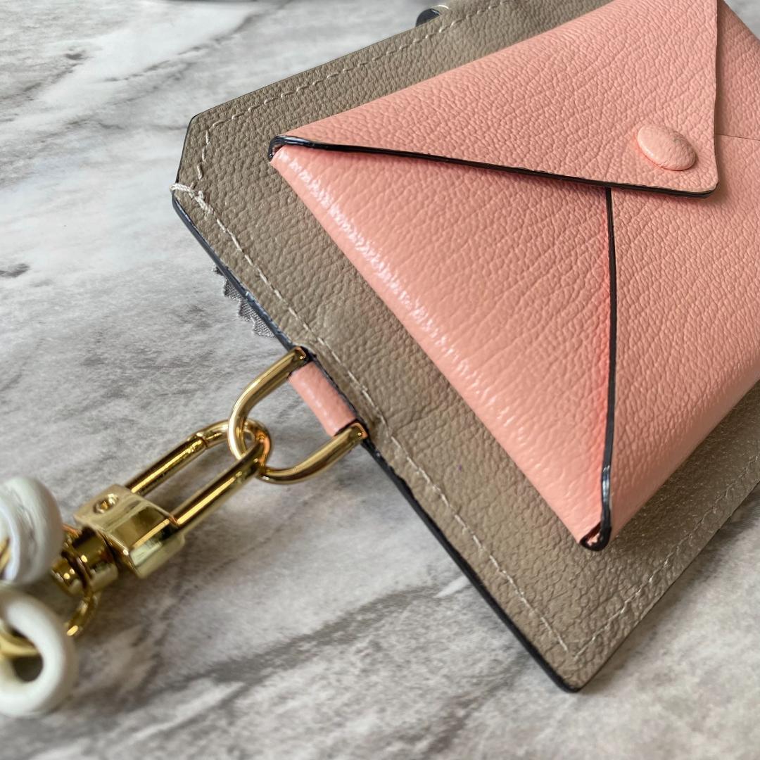 【新品 定価約３万】ラルコバレーノ スマートネックウォレット 財布 革 2432