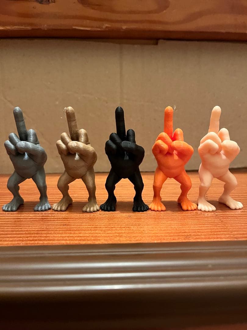 FUCK IT middle fingar 中指　fuck you フィギュア