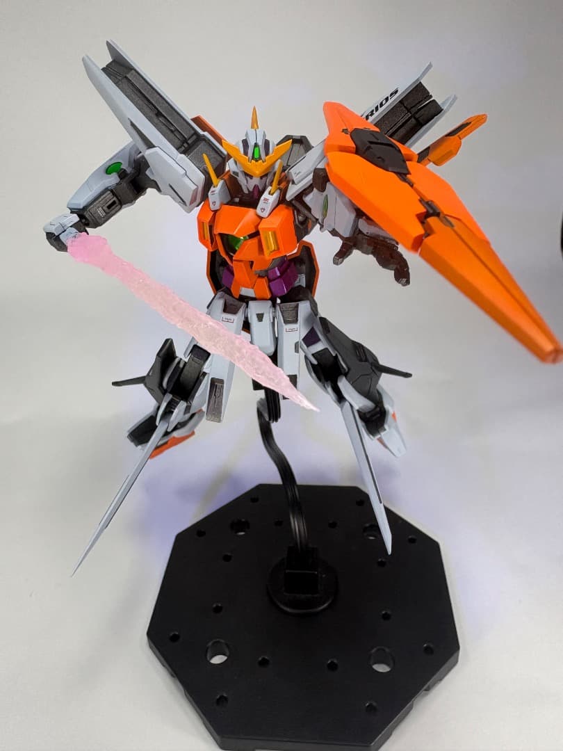 【全塗装完成品】HG 1/144 メタルロボット魂風 ガンダムキュリオス背景付き