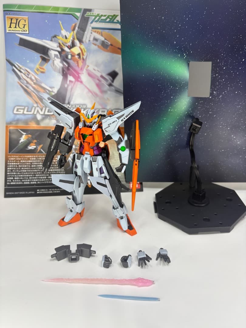 【全塗装完成品】HG 1/144 メタルロボット魂風 ガンダムキュリオス背景付き