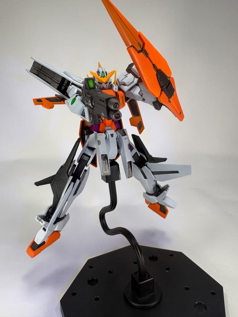 【全塗装完成品】HG 1/144 メタルロボット魂風 ガンダムキュリオス背景付き