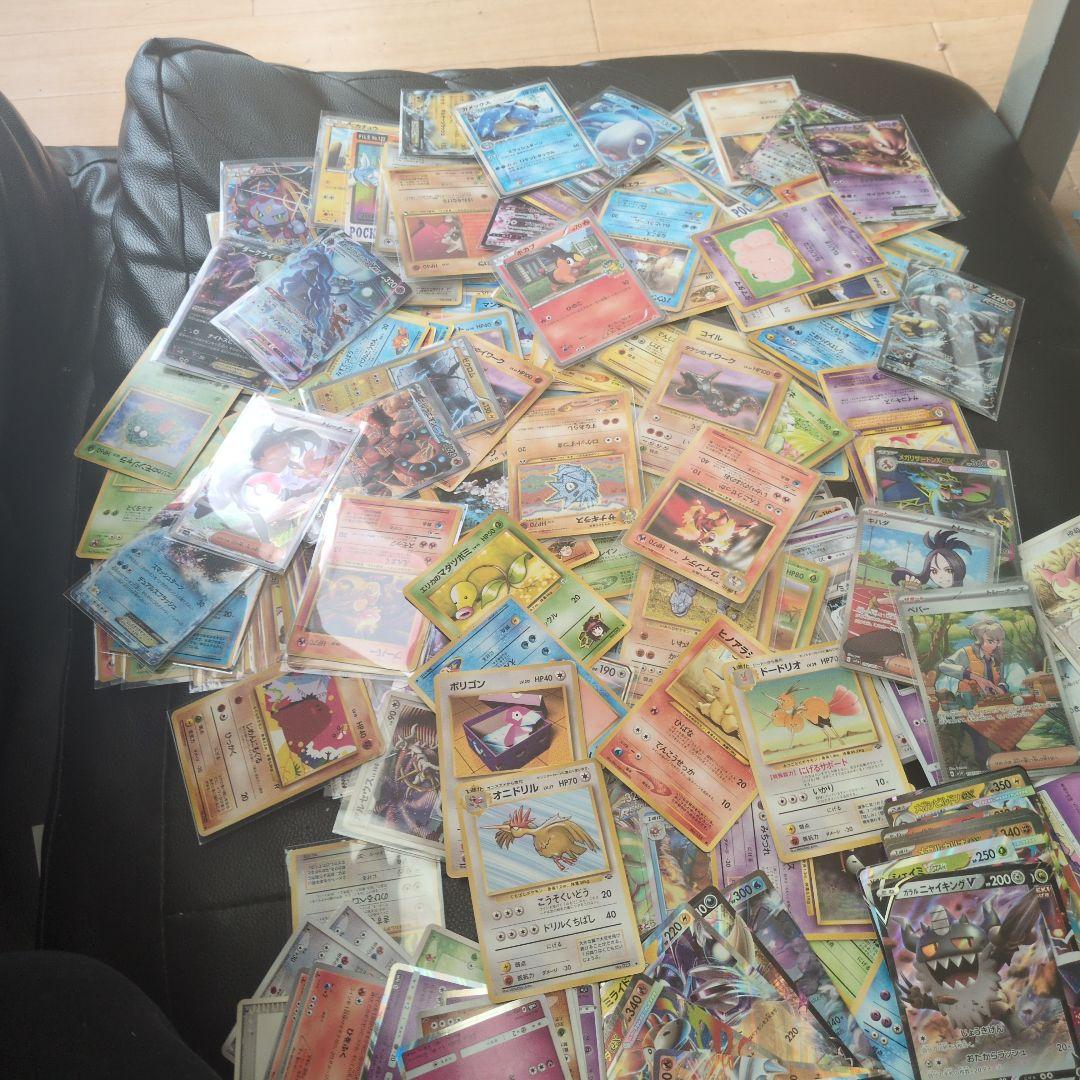 早い者勝ち旧裏〜最新まで色々年代ポケモンカード 400枚弱引退品　状態さまざま