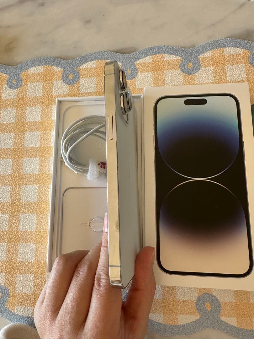 iPhone 14 Pro 256GB シルバー　SIMフリー