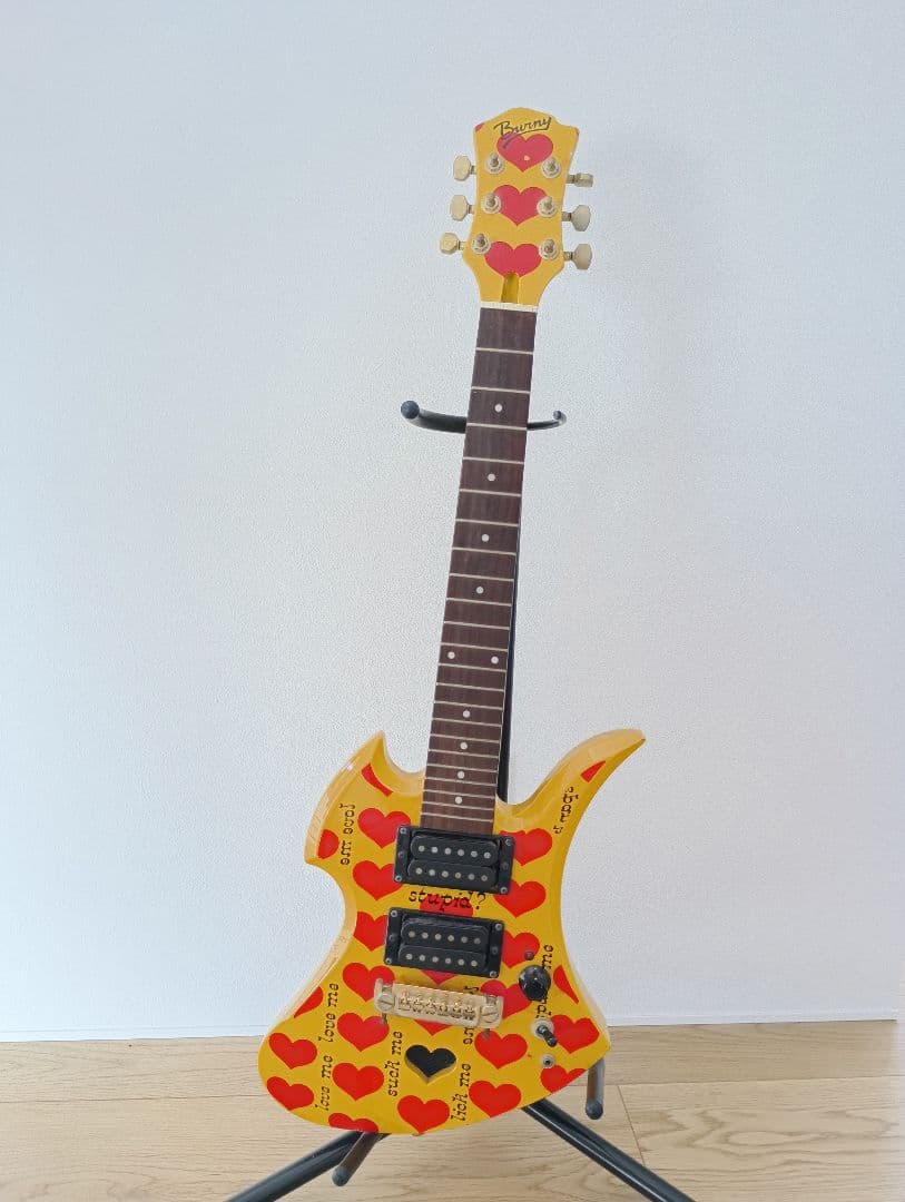 BURNY FERNANDES イエローハートYH-JR　hide アンプ内蔵
