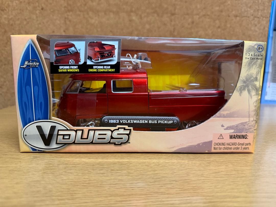 【廃番】1963 Volkswagen Bus Pickup レッド 1/24