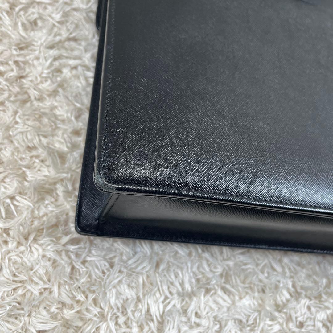 バーバリー ビジネスバッグ ブリーフケース サフィアーノ レザー A4 ブラック