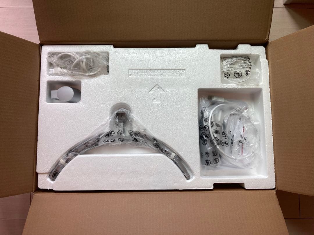 【値下げ中】【残り1台】モニター　LG　27インチ　4K　2023年4月製造