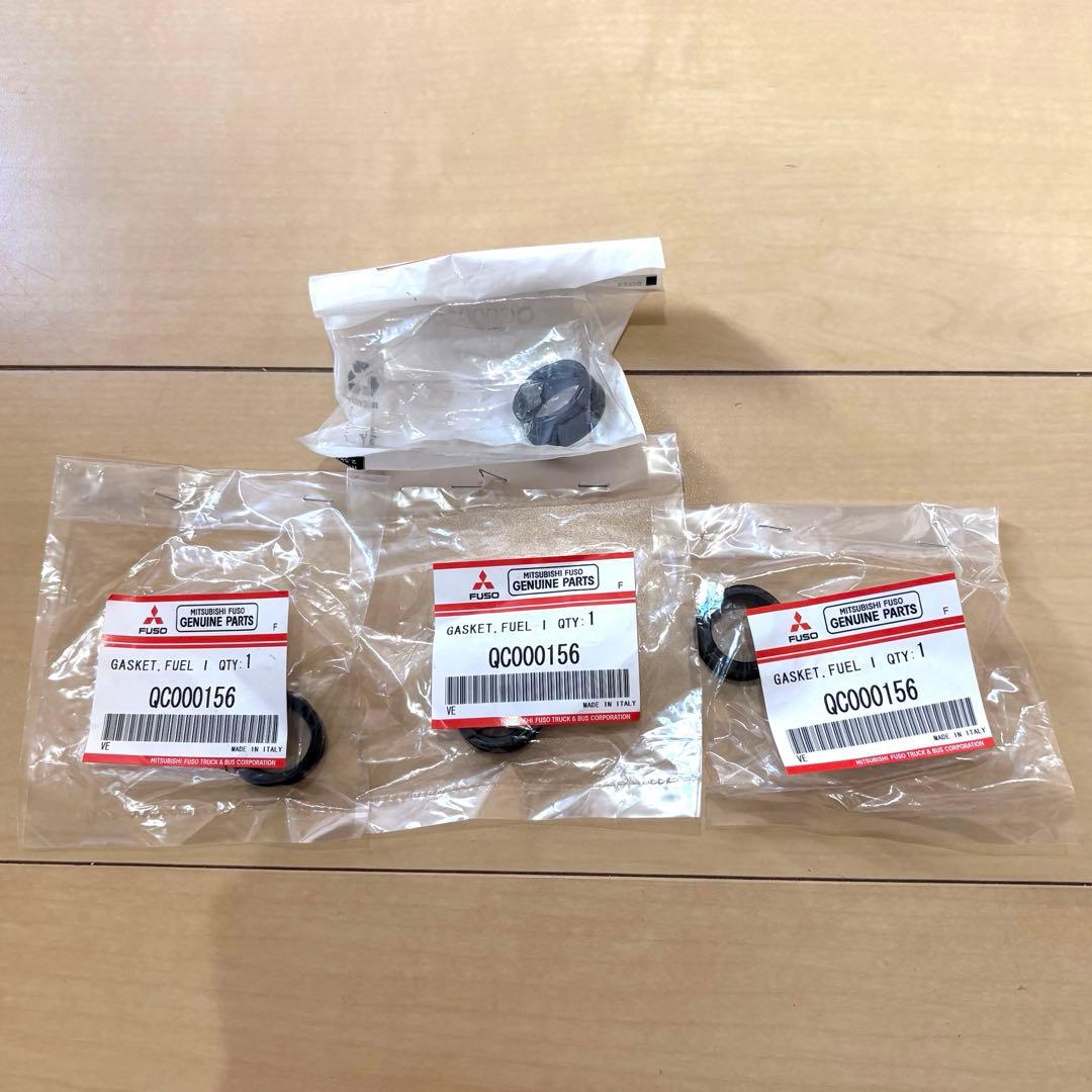 三菱ふそう4P10インジェクター4本セット(その他付属品一式) ほぼ未使用極美品