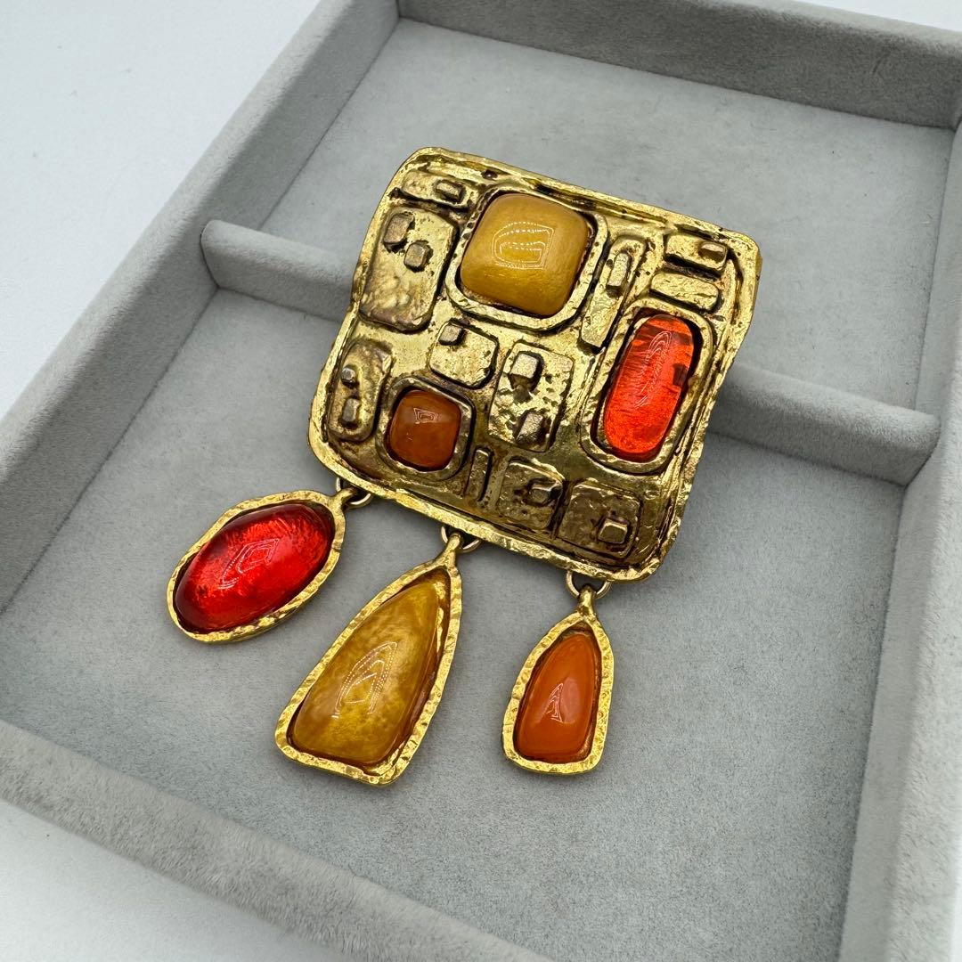 【ヴィンテージ】christian lacroix ブローチ　ゴールド　ストーン