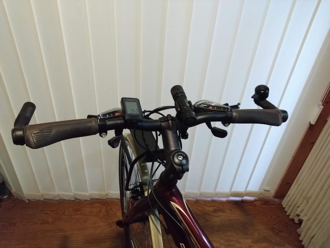 クロスバイク　トレック7.3FX