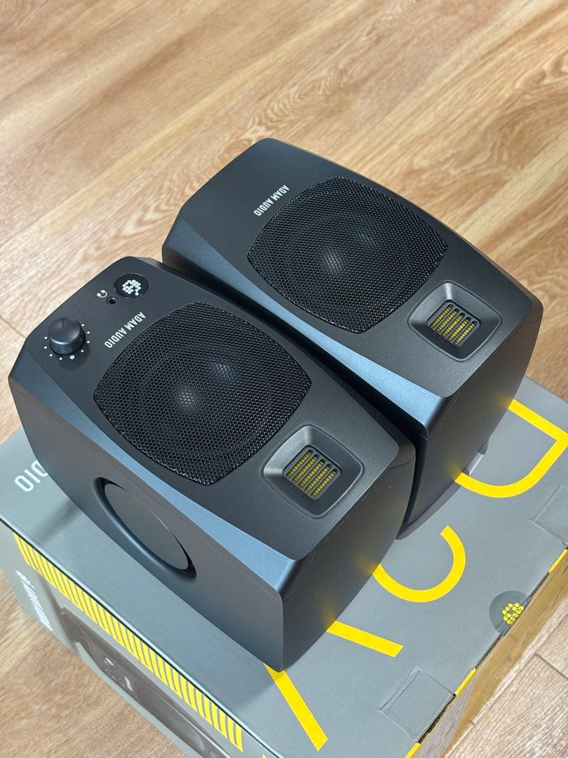 【ほぼ新品】ADAM Audio D3V モニタースピーカー