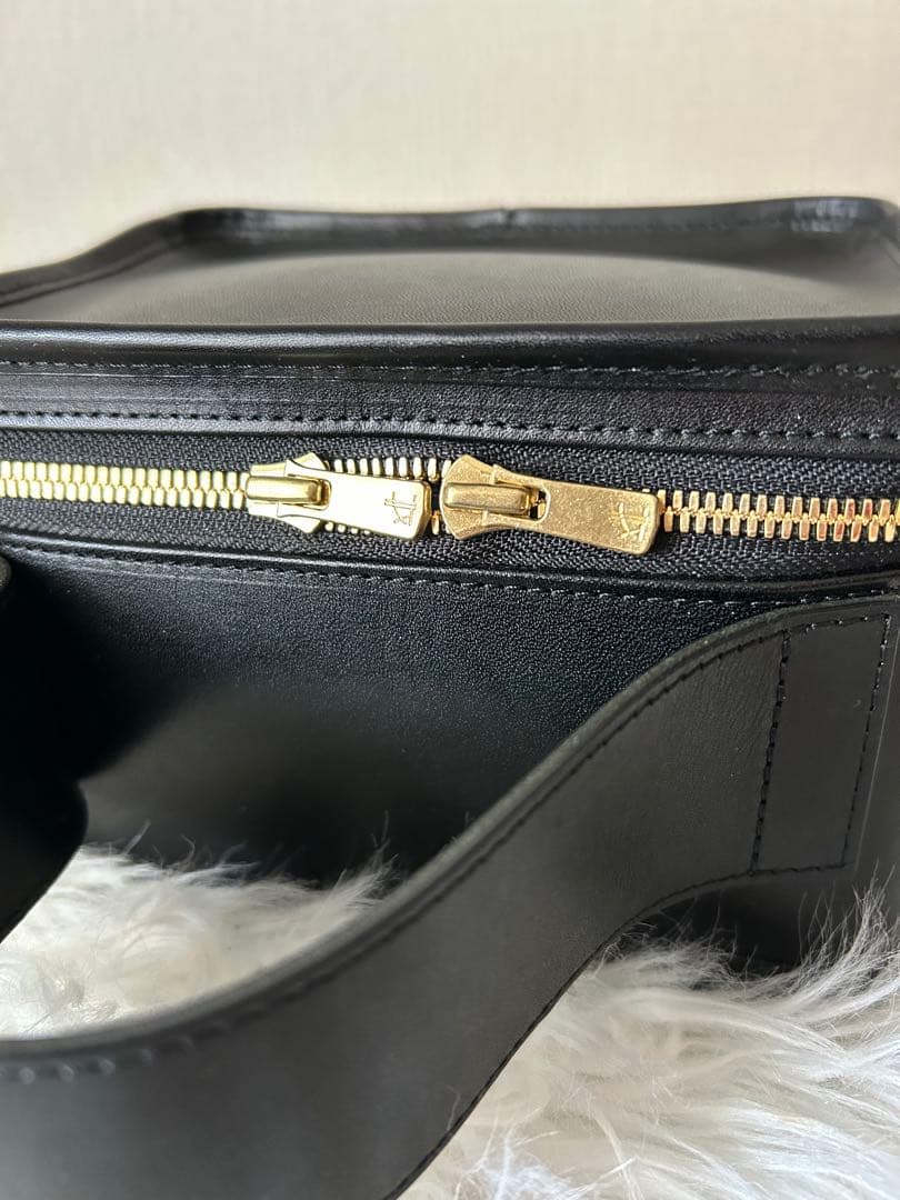 バッグ Lifestylist mini book bag