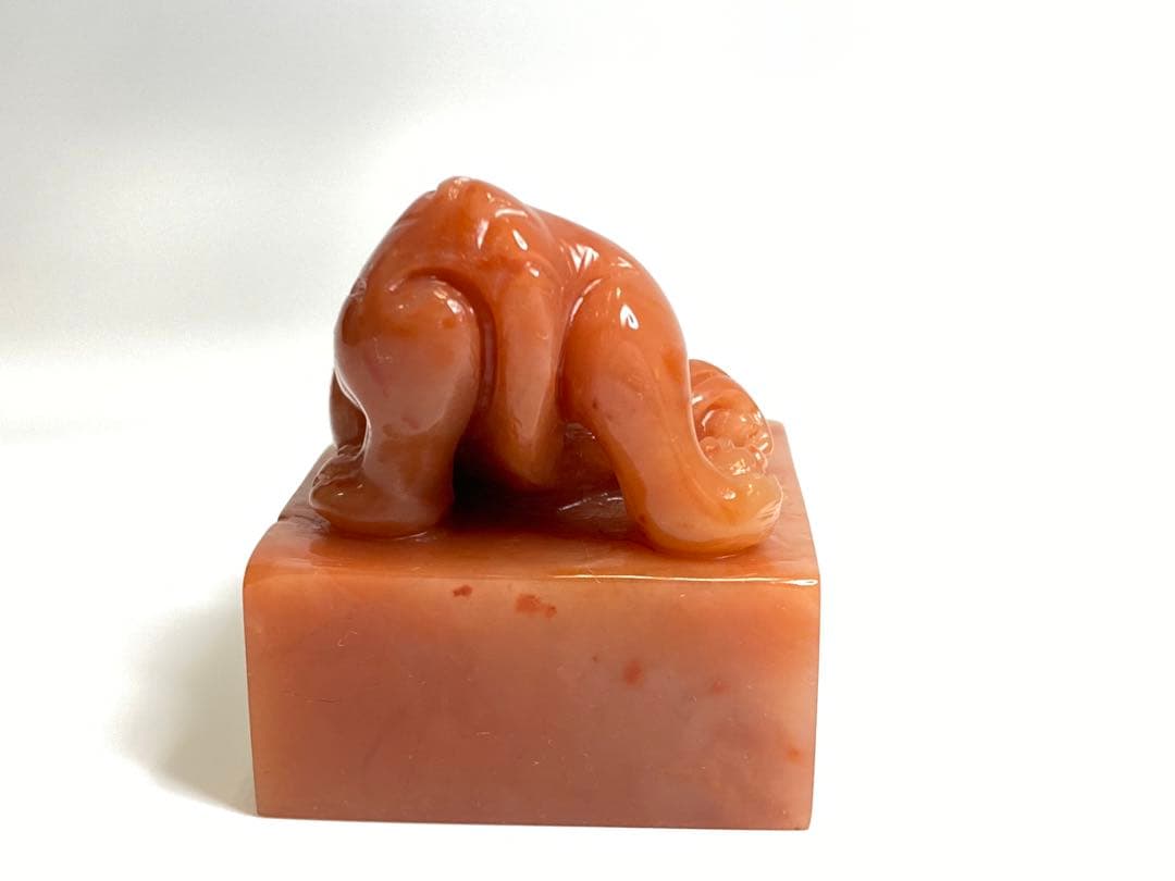 114 ラオス石　瑞獣貔貅　大印面　印材　印石　篆刻　書道　落款　雅号　箱付き